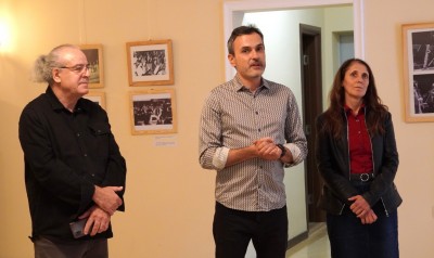 Откриха юбилейната фотоизложба „75 години музика в кадри“ на Забавно-духов оркестър – Димитровград
